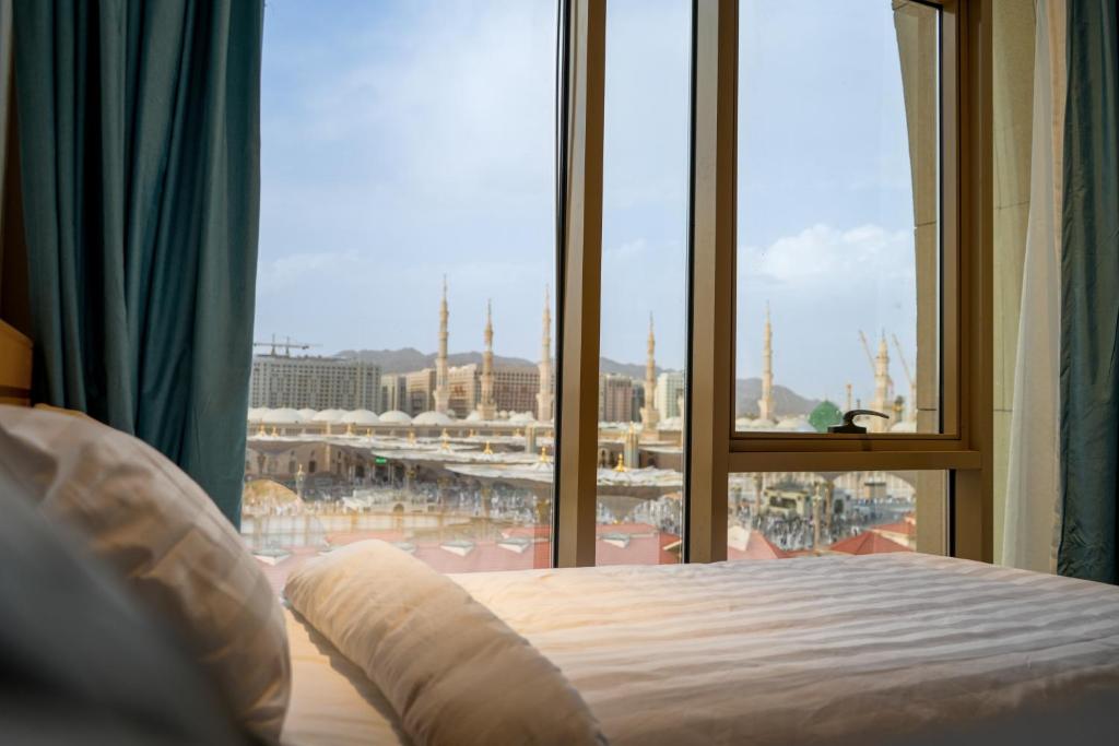 madina-hotel-image